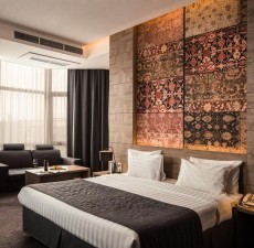 یک شب را در بهترین هتل‌های ۵ستاره‌ی ایروان بخوابید