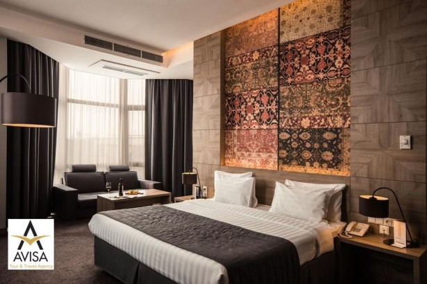 یک شب را در بهترین هتل‌های ۵ستاره‌ی ایروان بخوابید