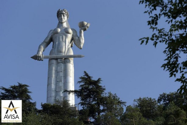 معرفی ۵ مجسمه معروف در گرجستان