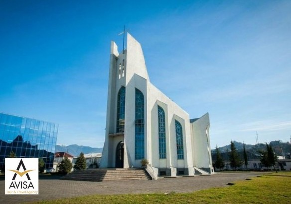 راهنمای بازدید از کلیساهای خیره‌کننده باتومی؛ گرجستان