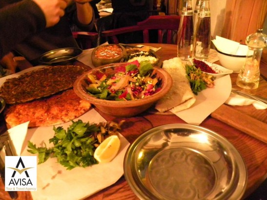 بهترین رستوران‌های محله جهانگیر و چوکورچوما در استانبول