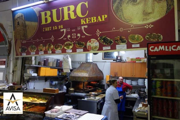 غذاخوری‌های ارزان در نزدیکی بازار بزرگ استانبول