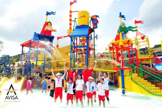 برترین پارک‌های آبی مالزی برای تفریح در هوای گرم