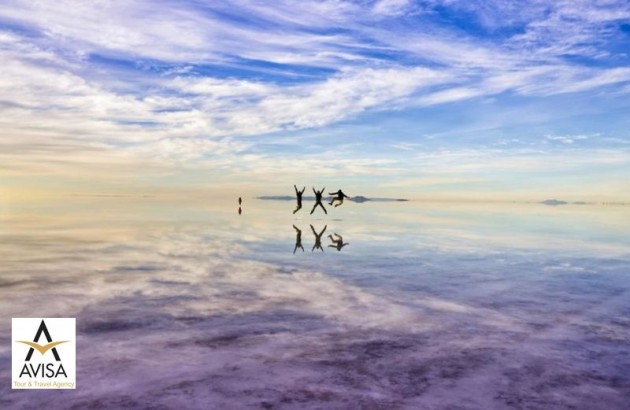 عجیب‌ترین دریاچه‌های توریستی؛ از گورستان حیوانات تا رقص با عروس دریایی