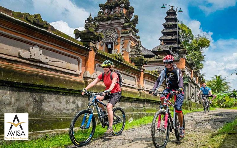 با تور دوچرخه‌سواری اطراف بالی را بگردید