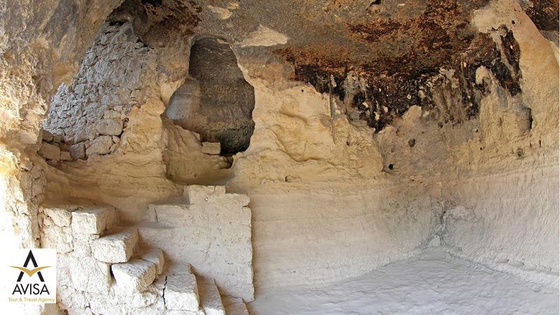 از غار صومعه Aladzha دیدن کنید