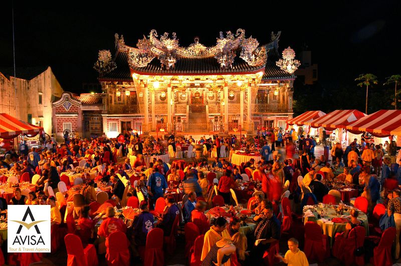جشنواره‌های فرهنگی در تمام طول سال