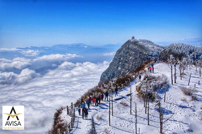چین، کوه Emei – راهی برای رفتن روی ابرها