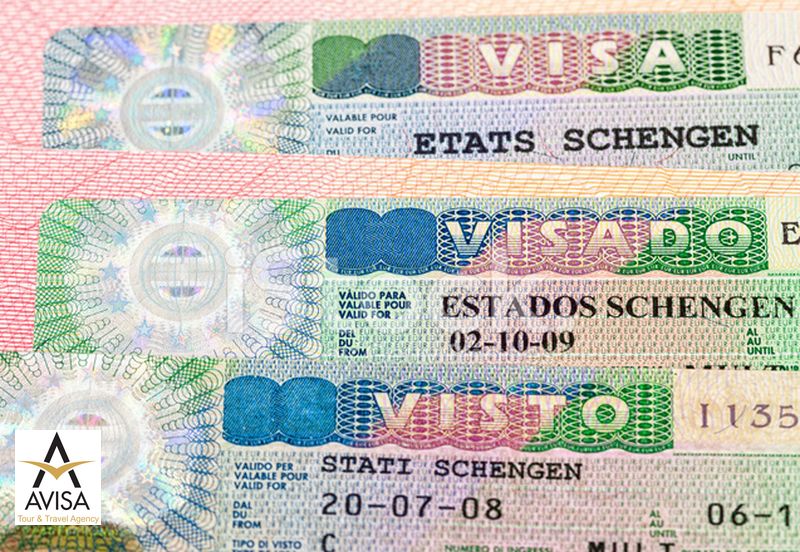 ارائه‌ی مدارک سفر و ویزاهای قبلی برای دریافت ویزای کانادا